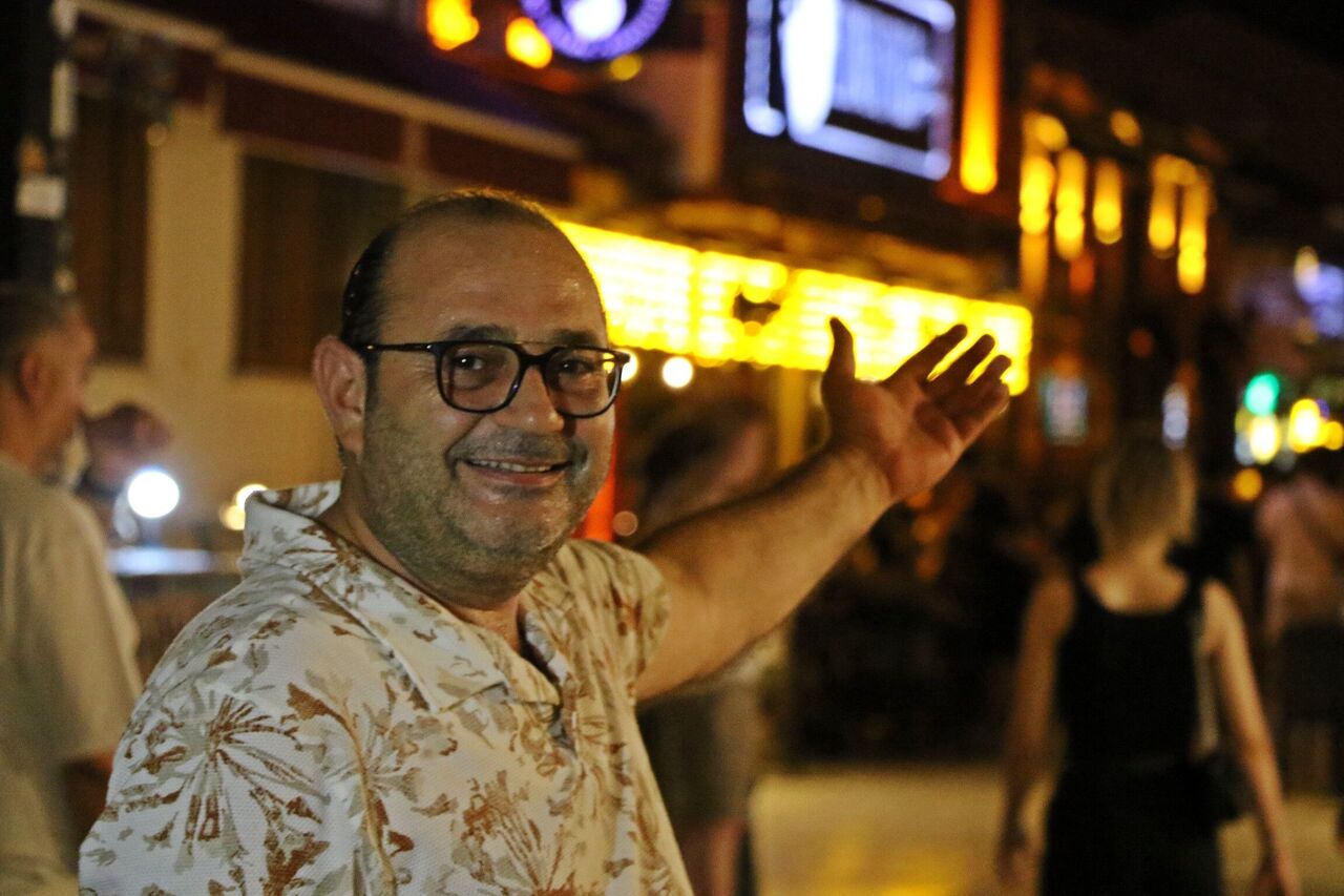 Antalya Kaleiçi'nde Gündüz Sessizliği, Gece Binlerce Kişilik Hareketlilik (8)