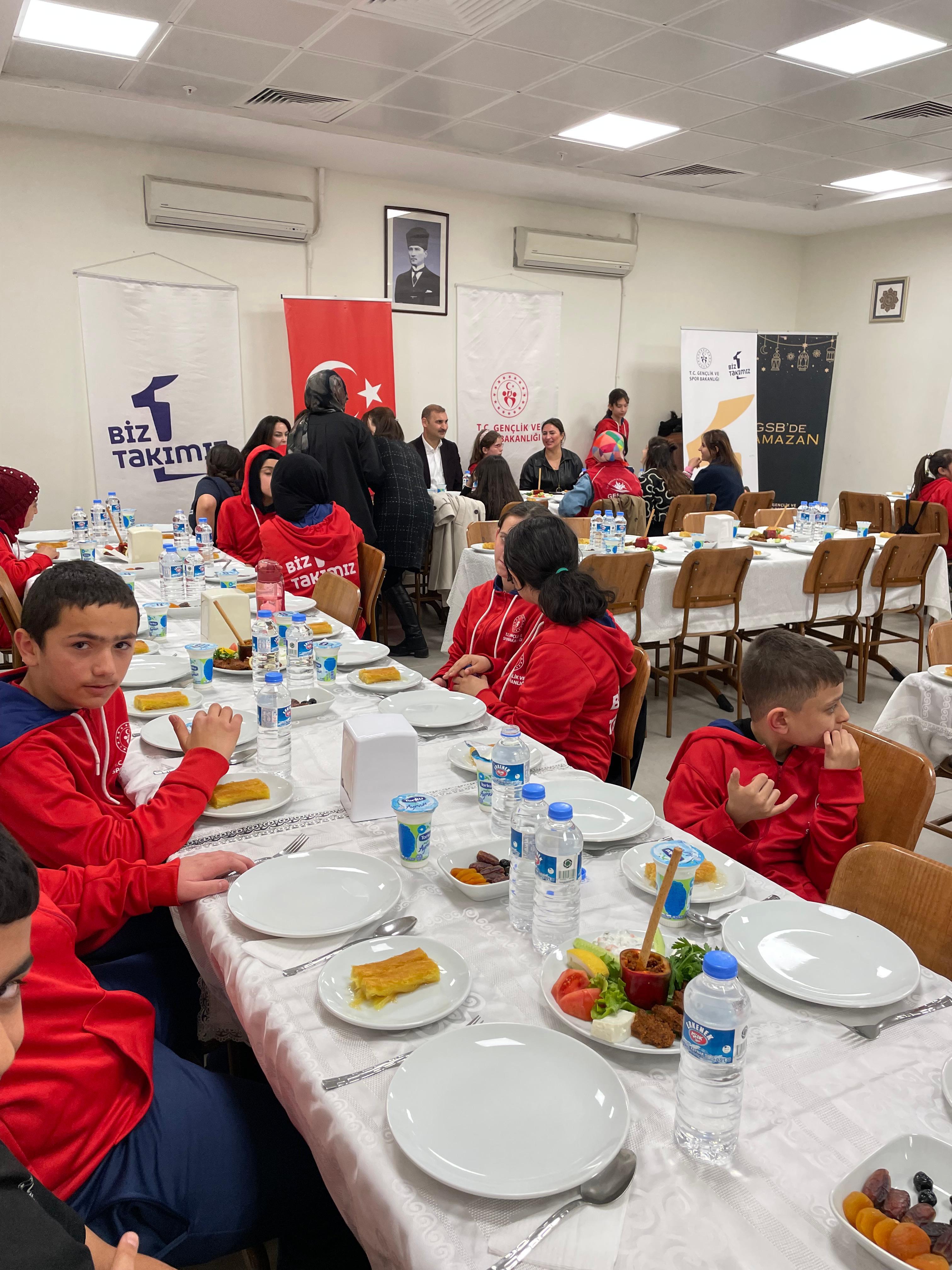 Biz Bir Takımız Projesi Kahramanmaraş'ta Tamamlandı (1)