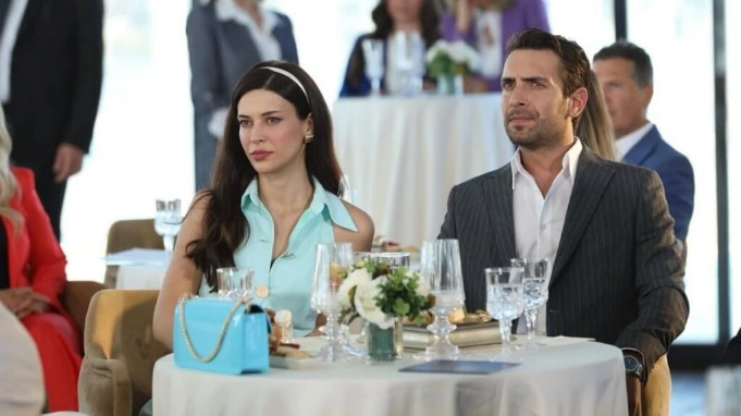 Çift Kişilik Oda 3. Bölüm Kaan, Nilüfer’e Aşık Mı Sürpriz Gelişmeler!