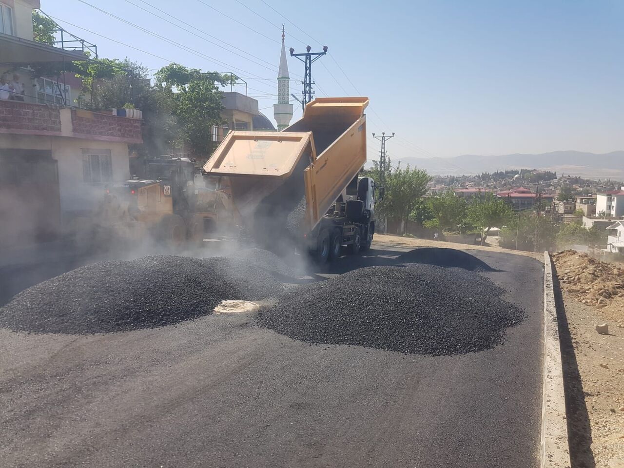 Dulkadiroğlu Belediyesi’nden Mahalle Mahalle Hizmet Seferberliği (1)