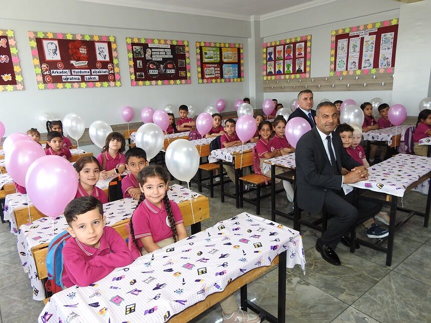 Gaziantep'te 705 Bin Öğrenci Karne Heyecanı Yaşadı (2)