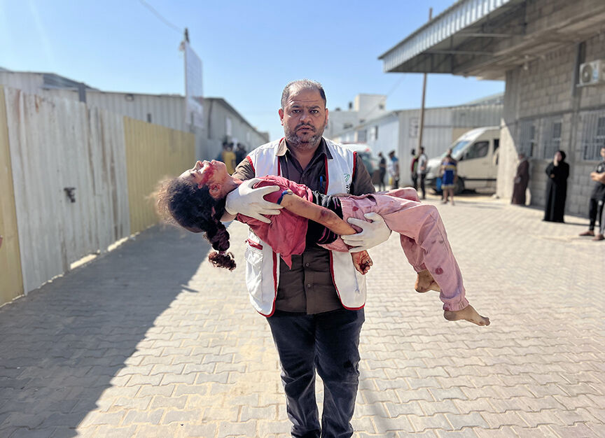 İsrail'in Gazze Katliamı Sürüyor 72 Filistinli Daha Hayatını Kaybetti (6)