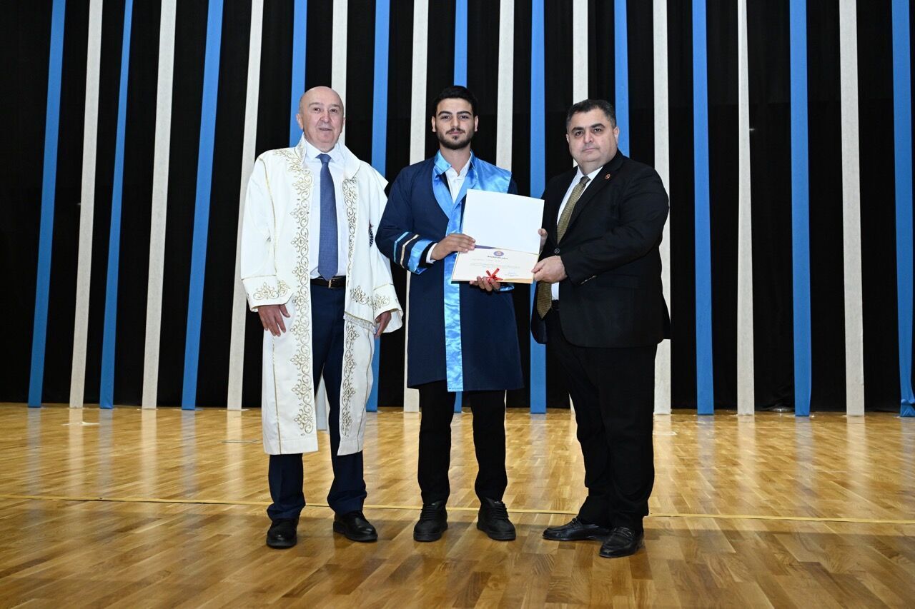 Kahramanmaraş Sütçü İmam Üniversitesinde 6100 Öğrenci Mezun Oldu!Büyük 33