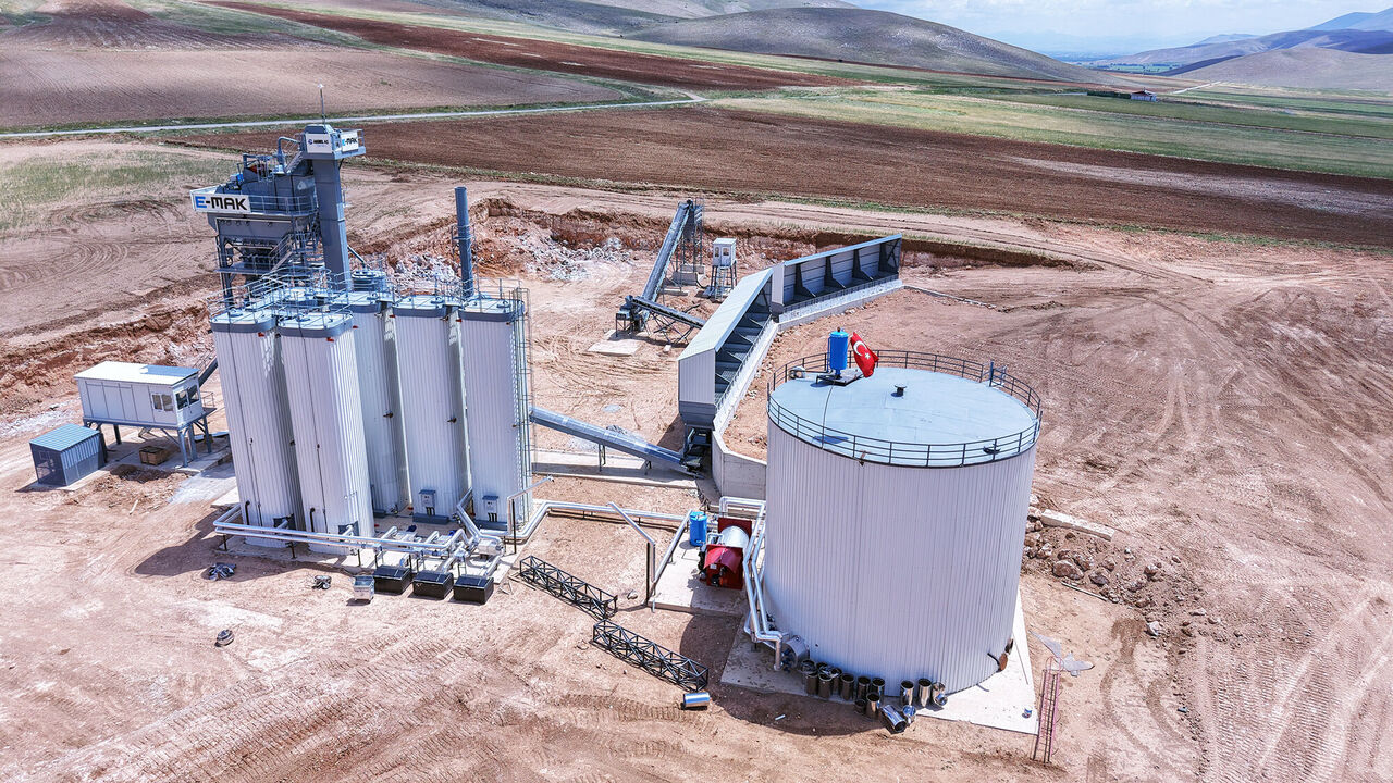 Kahramanmaraş 'Ta 700 Milyonluk Asfalt Tesisi Hizmete Giriyor! (2)