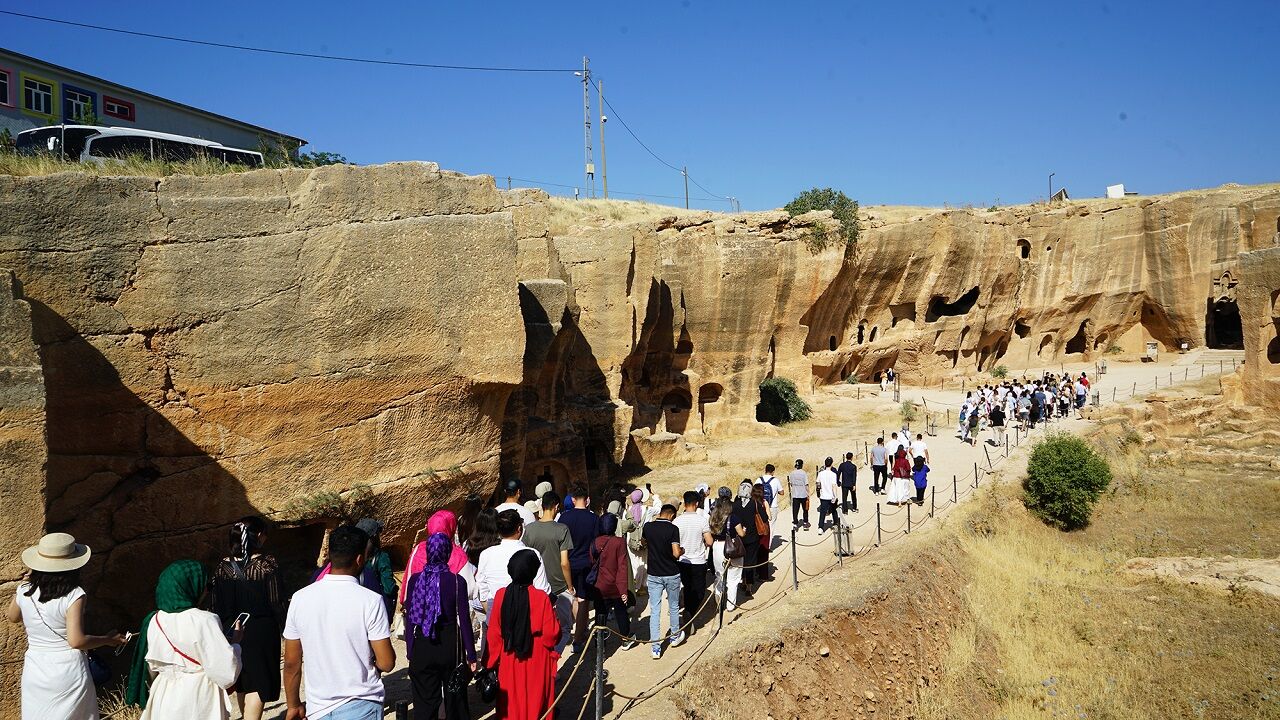 Kahramanmaraşlı Gençler Mardin’i Keşfetti Pusula Maraş Gezisi Büyük Ilgi Gördü (3)