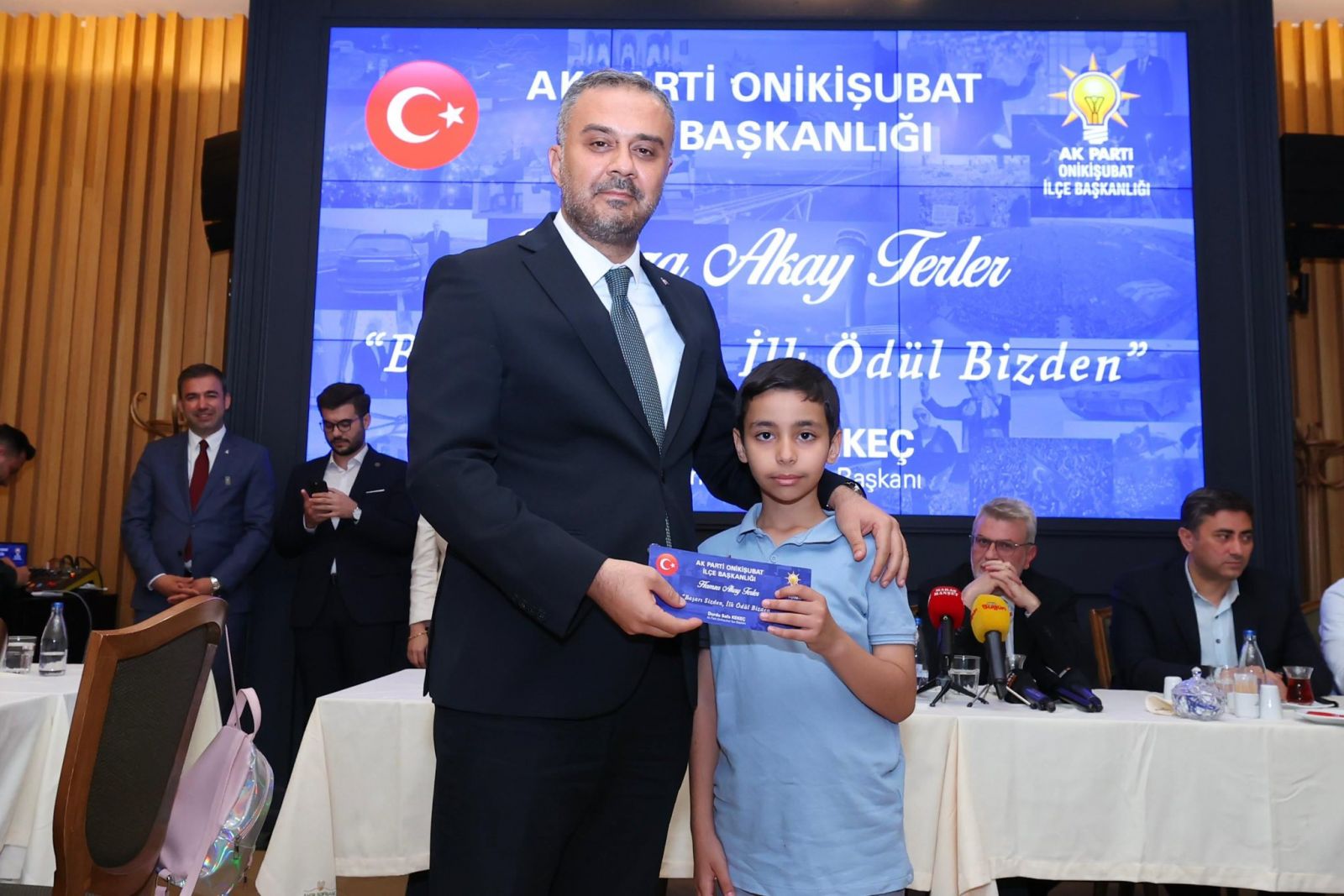 Kahramanmaraş’ta 500 Tam Puan Alan Öğrenciler Ödüllendirildi (3)