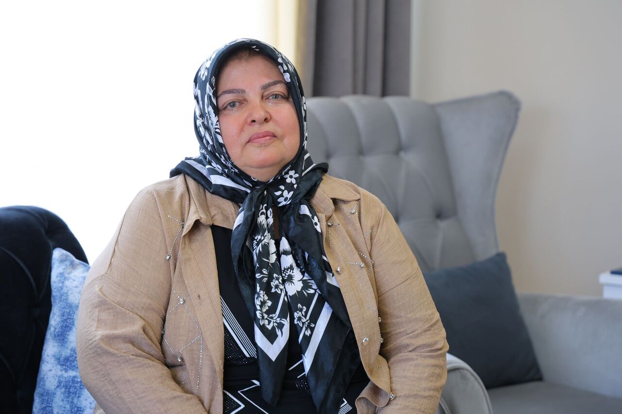 Kahramanmaraş’ta Depremzede Kadın, Erdoğan Ve Aliyev’i Yeni Evinde Misafir Etti (4)