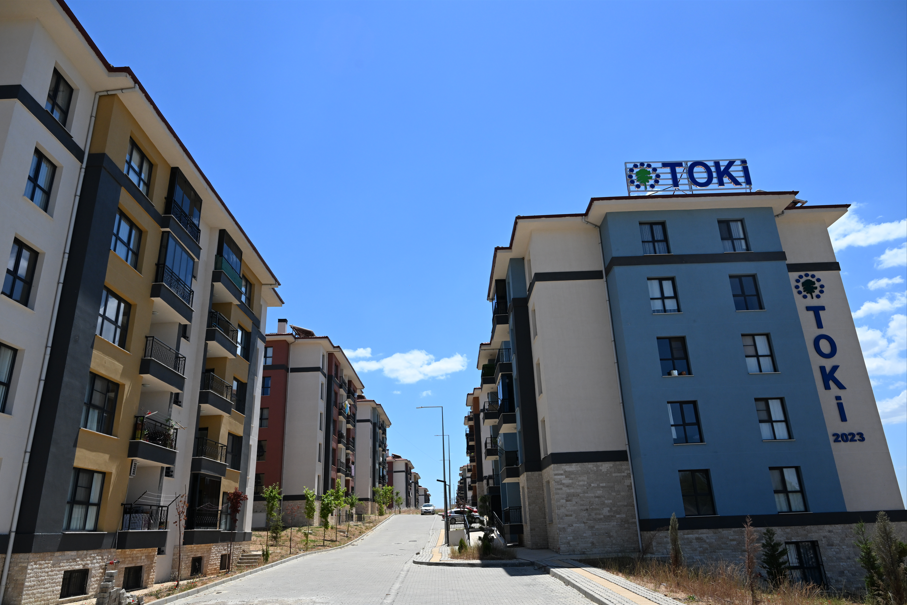 Kahramanmaraş'ta Depremzedeler Kurban Bayramı'nı Yeni Yuvalarında Karşıladı (3)