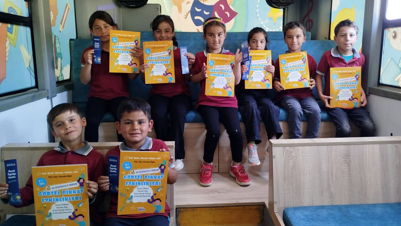 Kahramanmaraş'ta Mobil Kütüphane 5 Bin Çocuğun Hayaline Dokundu (2)