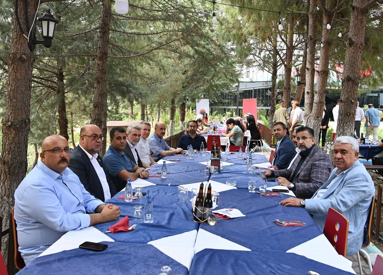 Kahramanmaraş’ta Şehit Çocuklarına Moral Şenliği (2)