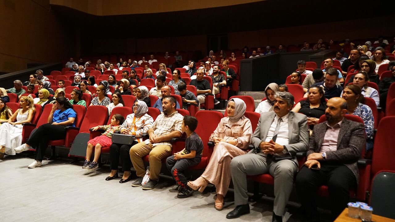 Kahramanmaraş'ta Türkü Fırtınası Esti (1)