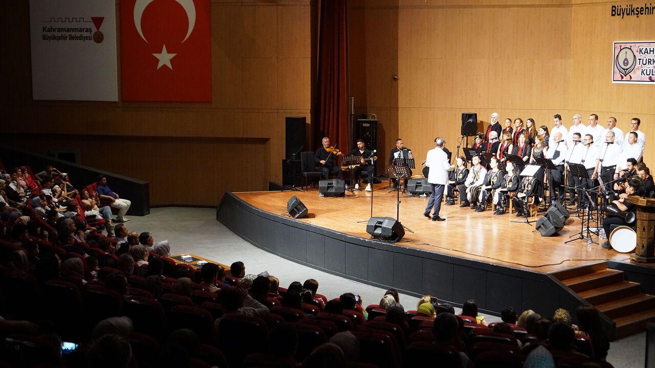 Kahramanmaraş'ta Türkü Fırtınası Esti (2)