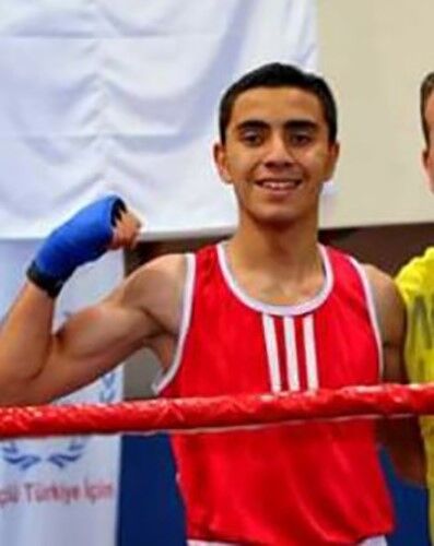 Mersin’de Oto Yıkama Dükkanında 3 Genç Gaz Zehirlenmesi Şüphesiyle Ölü Bulundu (1)-1