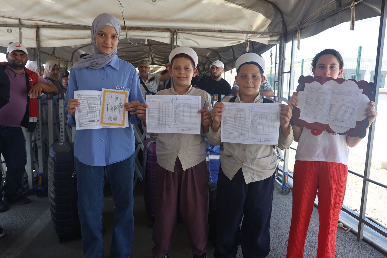 Savaşın Ardından İlk Yaz Tatili Suriyeli Aileler Evlatlarıyla Ülkelerine Dönüyor (2)