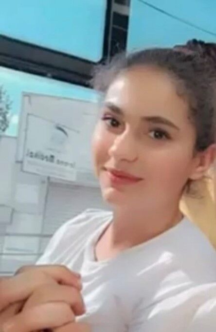 13 Yaşındaki Fatma Nur'dan 14 Gündür Haber Yok Aile Gözyaşları İçinde Kızlarını Arıyor (1)