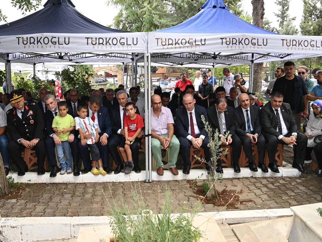 15 Temmuz Şehidi Niyazi Ergüven, Türkoğlu'nda Kabri Başında Dualarla Anıldı (1)