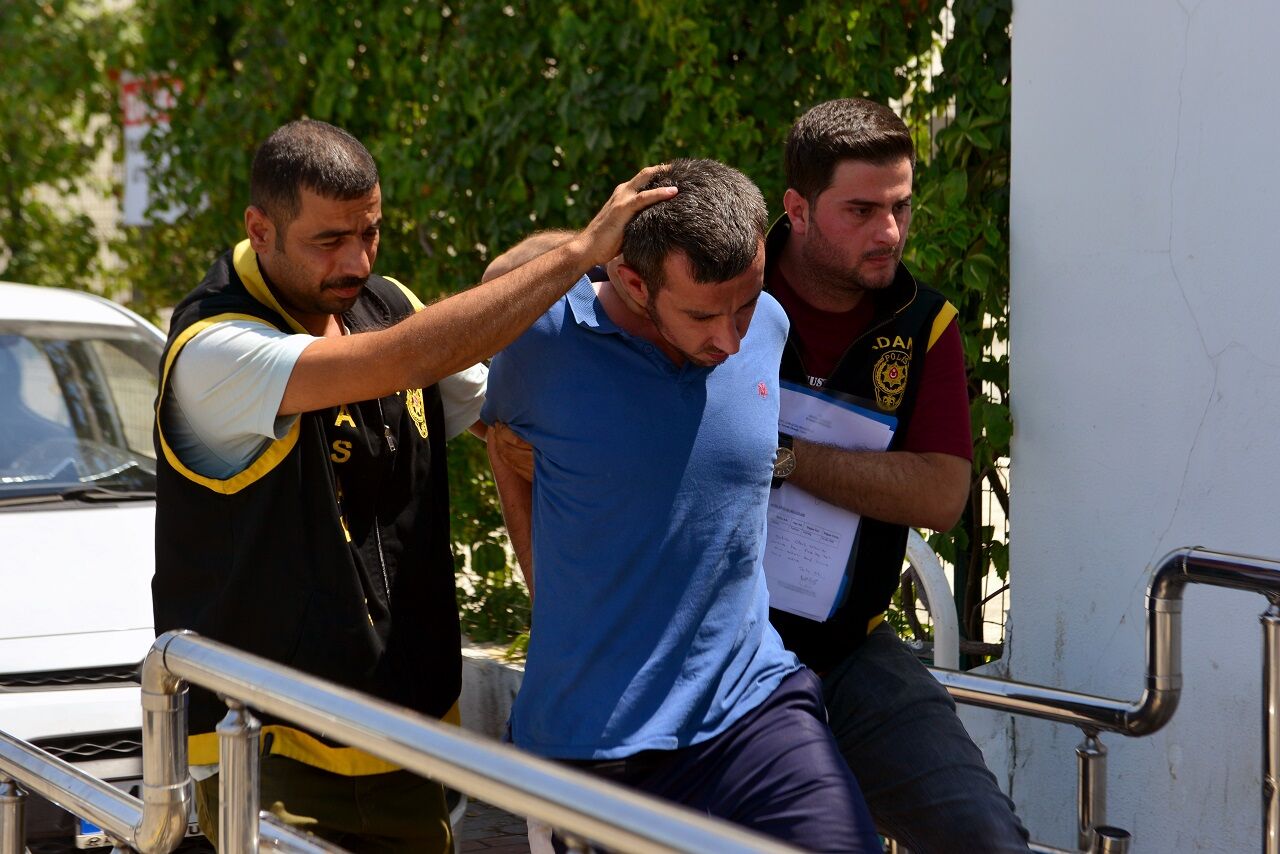 Annesini Sopayla Öldüren Evlat Tutukland (5)