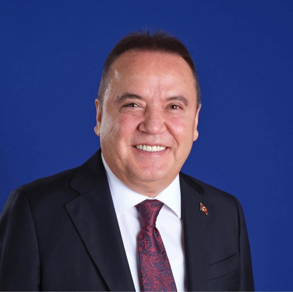 Antalya Büyükşehir Belediye Başkanı Böcek Gözaltında (1)-1