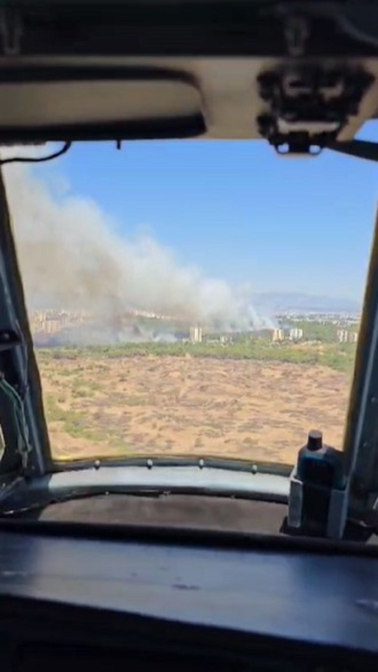 Antalya Lara'da Orman Yangını Ekipler Alarmda (2)-1