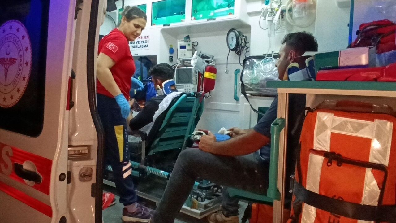 Antalya Manavgat’ta Alkollü Sürücü Kavşakta Kazaya Neden Oldu 3 Yaralı (10)