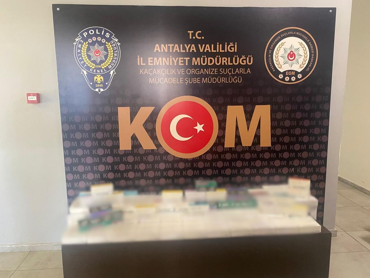 Antalya'da Rüşvet Ve Kaçakçılık Operasyonları 2 Tutuklama (3)