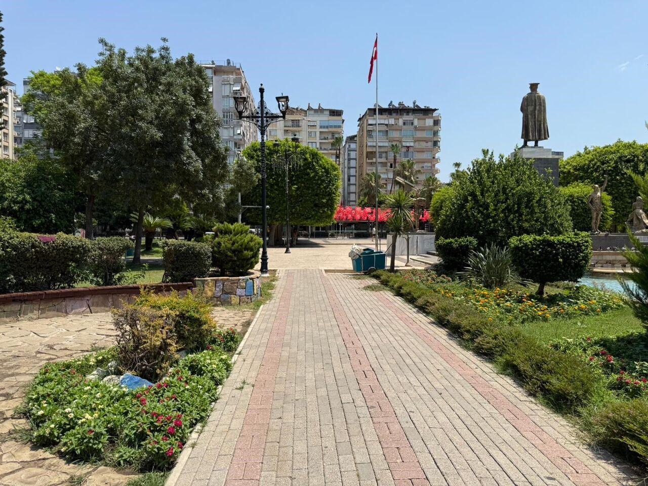 Aşırı Sıcaklar Kentin Boşalmasına Neden Oldu (1)-1