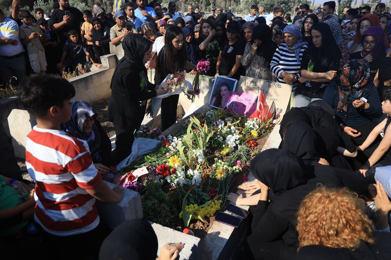 Ayşe Tokyaz İçin Hatay’da Adalet Yürüyüşü Gözyaşlarıyla Haykırılan Feryat (5)