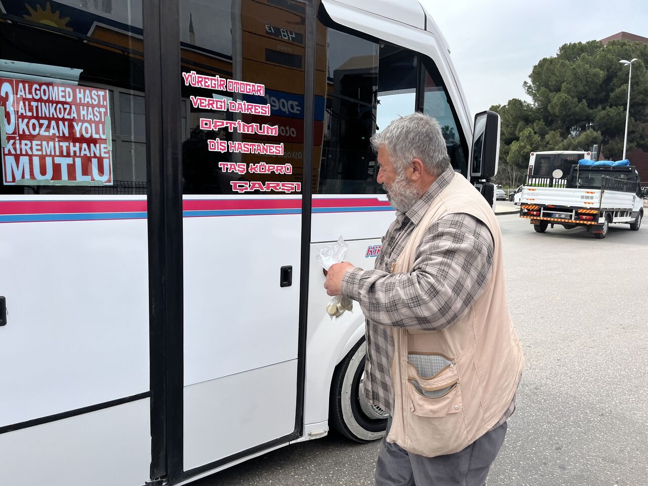 Bozuk Paracılığı Mesleği Yaptı (1)