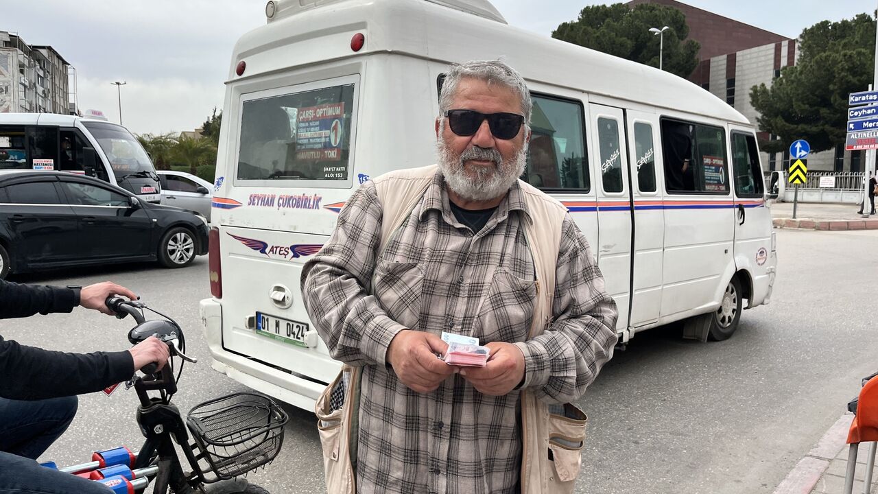 Bozuk Paracılığı Mesleği Yaptı (2)