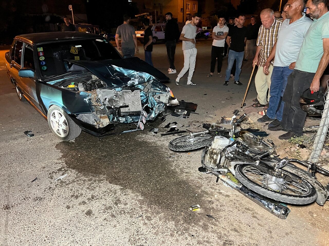 Bucak’ta Otomobil Motosiklet Kazası Sürücü Gözaltında (6)