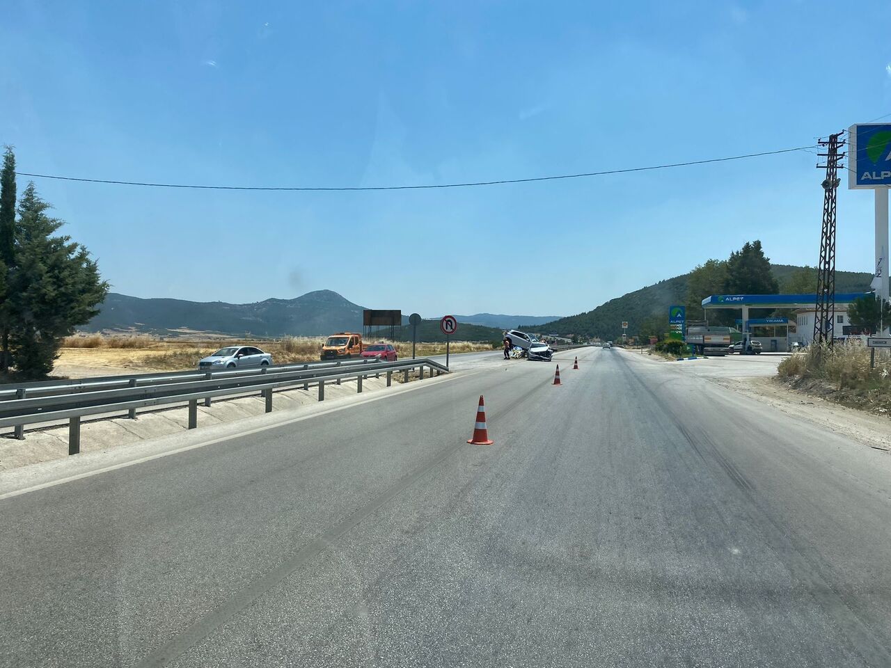 Burdur Antalya Yolunda Korkutan Kaza 2’Si Çocuk 5 Yaralı (4)
