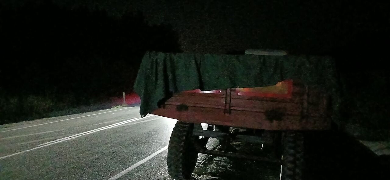 Burdur’da Otomobil Tarlaya Uçtu 2 Yaralı (1)