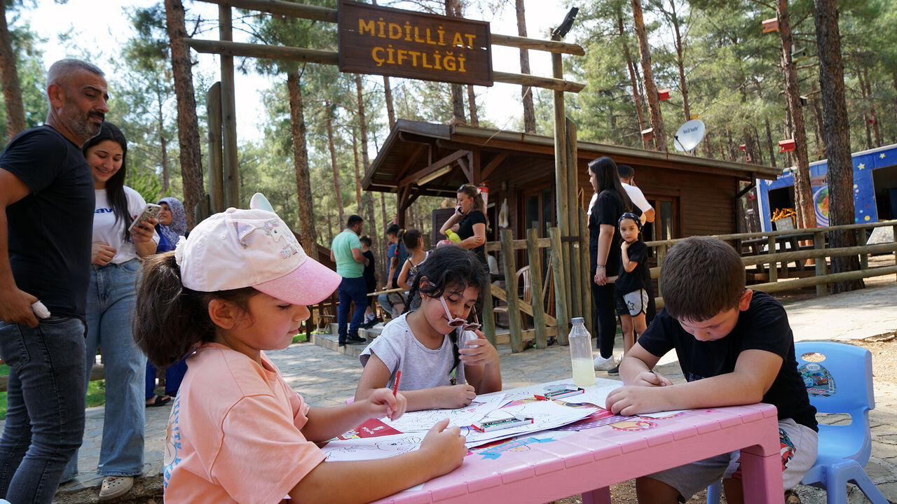 Büyükşehir’den Çocuklara Doğa Ve Hayvan Sevgisini Aşılayan Etkinlik (1)