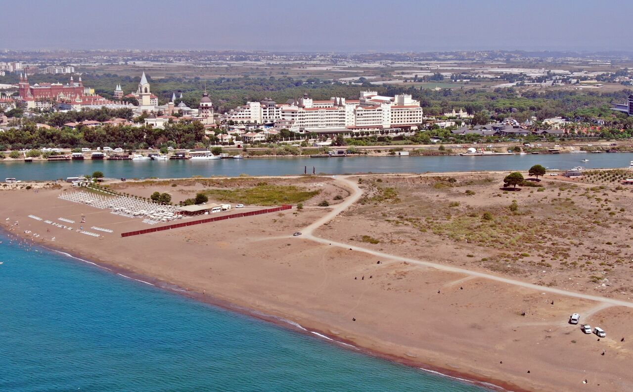 Çardaklardan Arındırılıp Özgürleştirilen Kumköy Sahili Şimdi De Çöplerle Boğuşuyor (13)-1