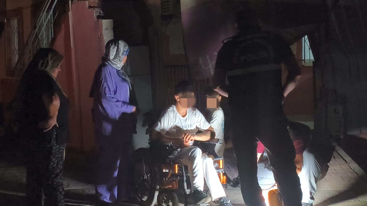 Çıkan Tartışmada Kendi Silahından Çıkan Kurşunla Yaralandı (4)