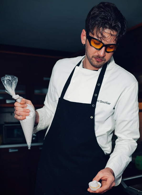 Demir Demirhisar Kimdir Gamze Topuz’un Sevgilisi Şef Kaç Yaşında Ve Nereli (1)