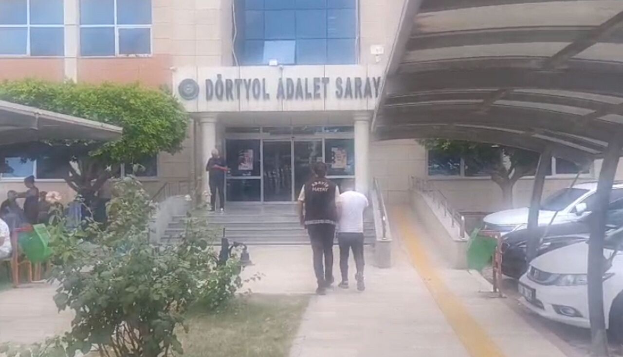 Dörtyol’da Hapis Cezası Ile Aranan Hırsızlık Şüphelisi Yakalandı