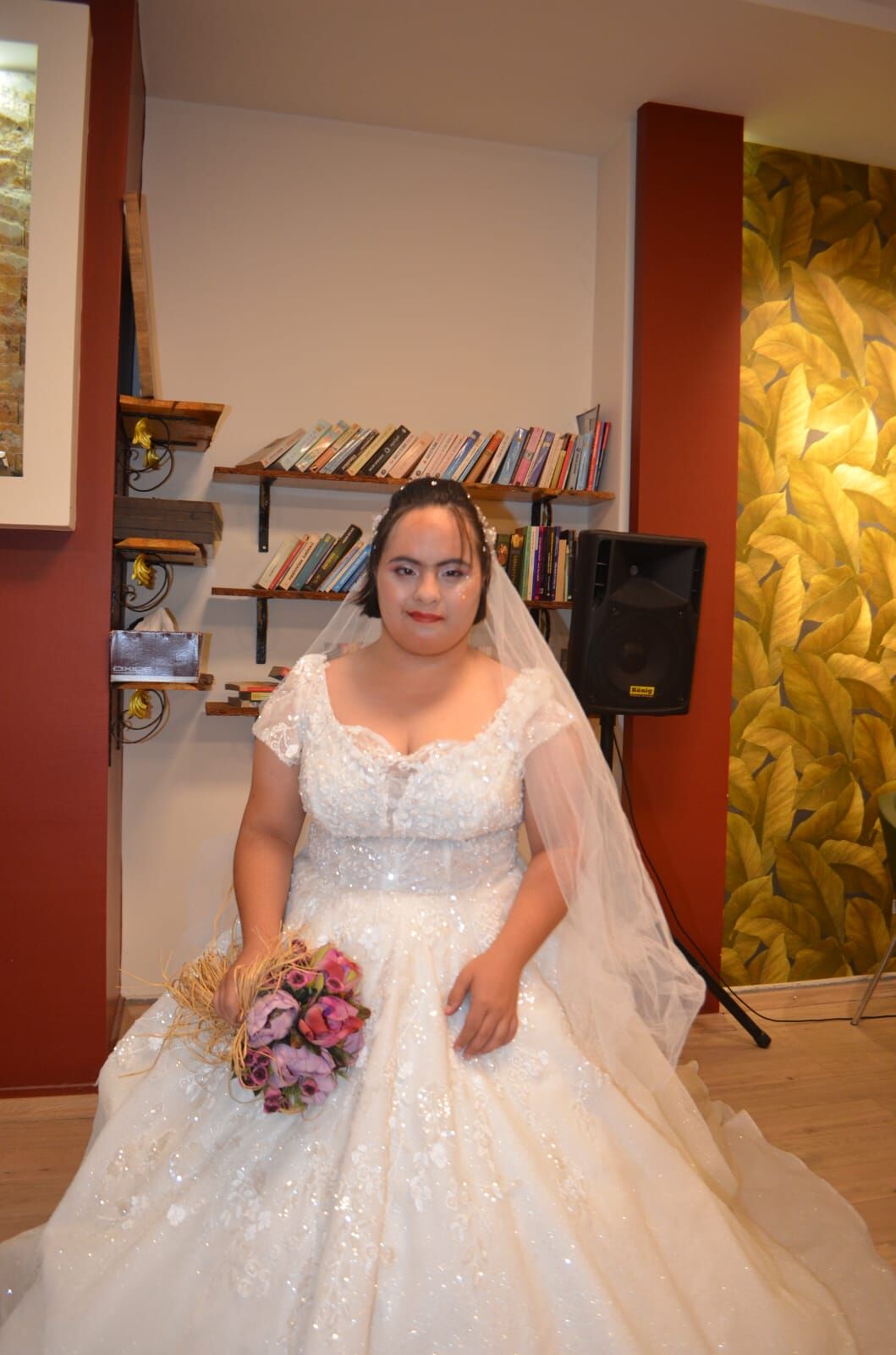 Down Sendromlu Nisan Nur'un Gelinlik Hayali Gerçek Oldu (3)