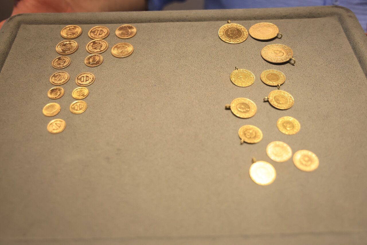 Düğünde Takılan Sahte Ve Gramajı Düşük Altınlarla Hayal Kırıklığı Yaşamak Istemeyen Çiftlere Altın Değerinde Tavsiye (2)