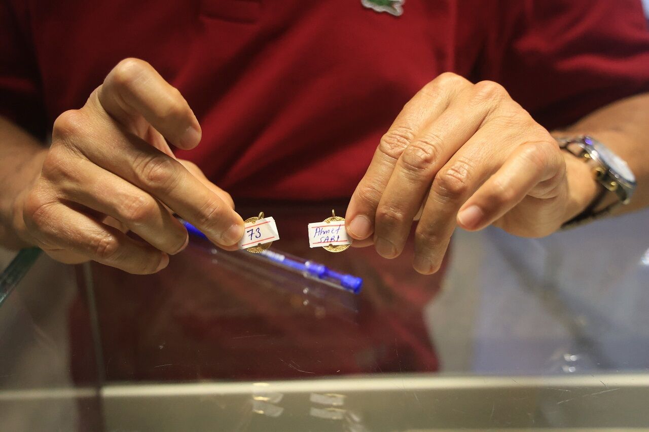 Düğünde Takılan Sahte Ve Gramajı Düşük Altınlarla Hayal Kırıklığı Yaşamak Istemeyen Çiftlere Altın Değerinde Tavsiye (4)