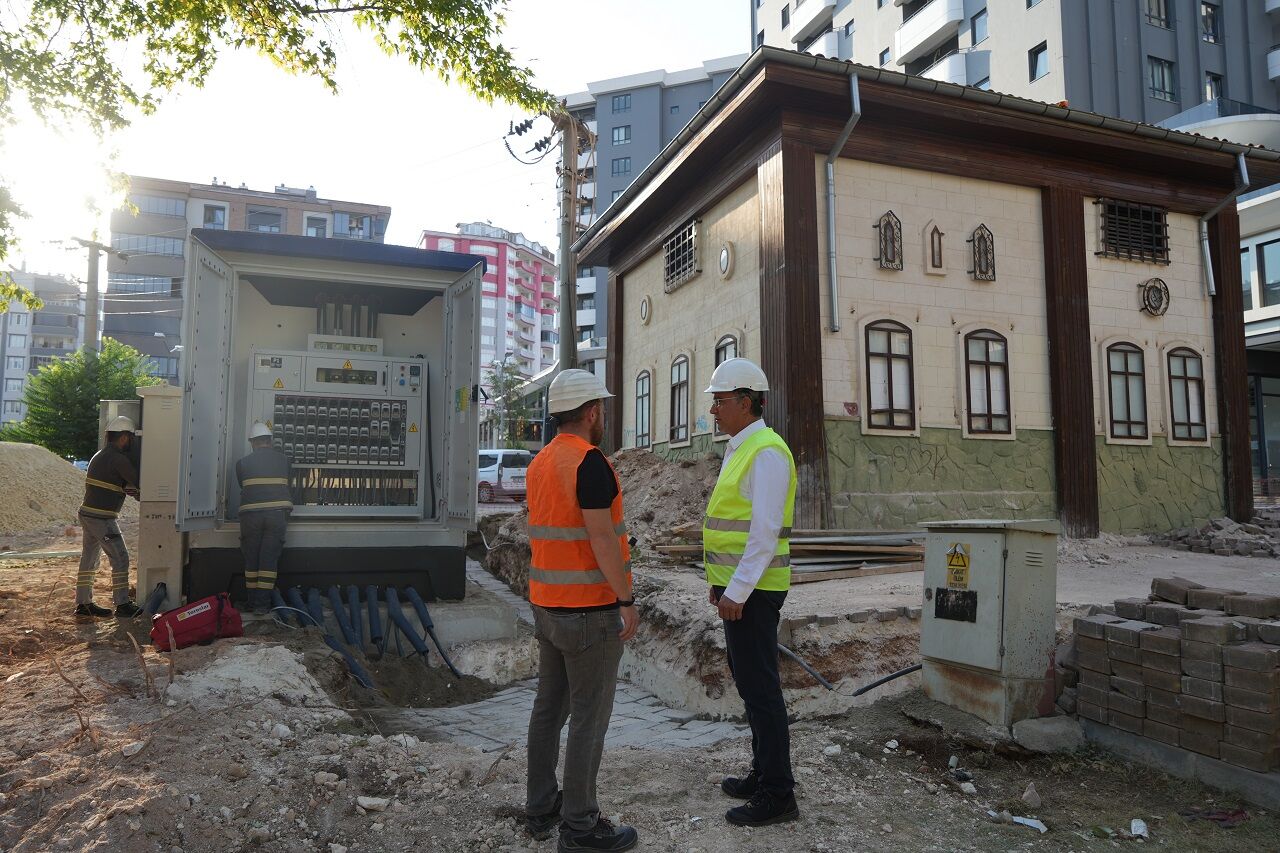 Elektrik Kesintileri Için Bin Kişilik Ekip Sahada (5)