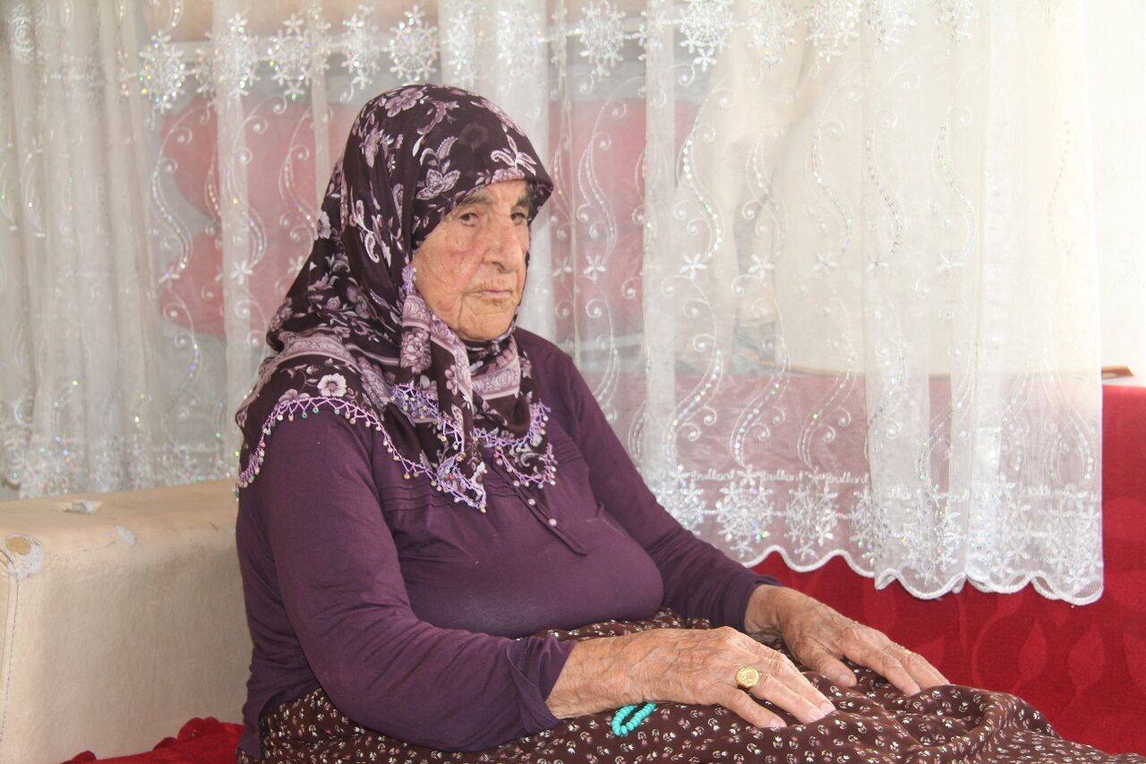 Gaziantep’te 101 Yaşındaki Ayşe Nine Sağlıklı Yaşlanıyor (2)