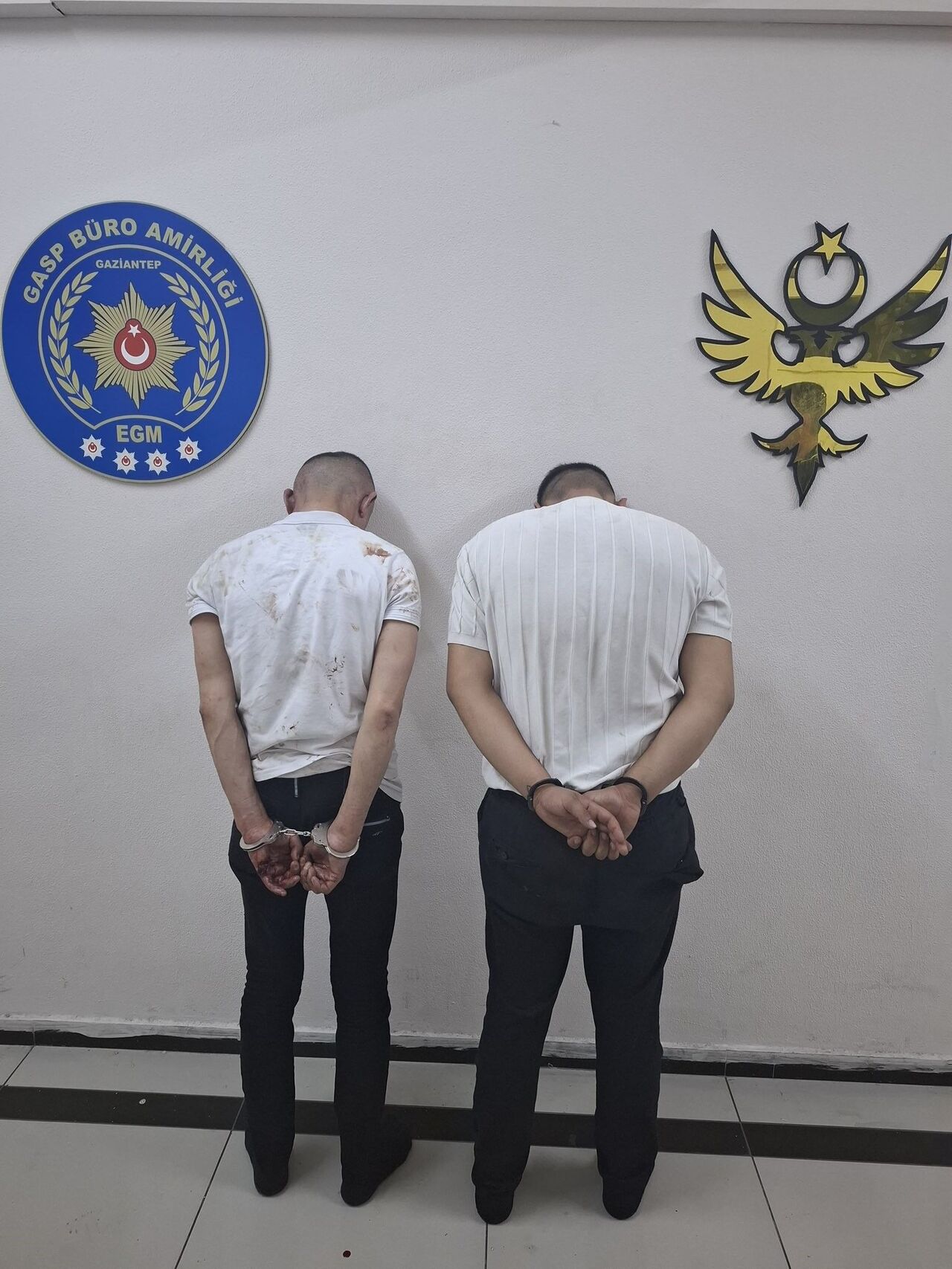 Gaziantep'te Film Gibi Olay 18 Kilo Altını Gasp Edip Polise Ateşle Karşılık Veren Şahıslar Kıskıvrak Yakalandı (1)-1