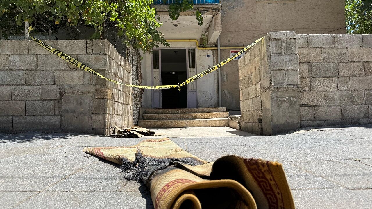 Gaziantep’te Psikolojik Kriz Yangına Neden Oldu (6)