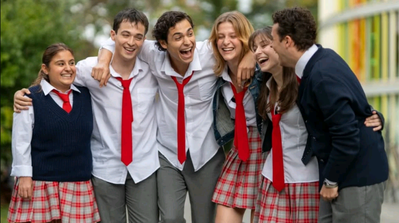 Geleceğe Mektuplar Dizisi 23 Temmuz’da Netflix’te Yayınlanıyor Konusu Ve Oyuncu Kadrosu (6)