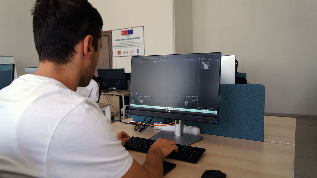 Geleceğin Kodları Kahramanmaraş'ta Yazılıyor (8)