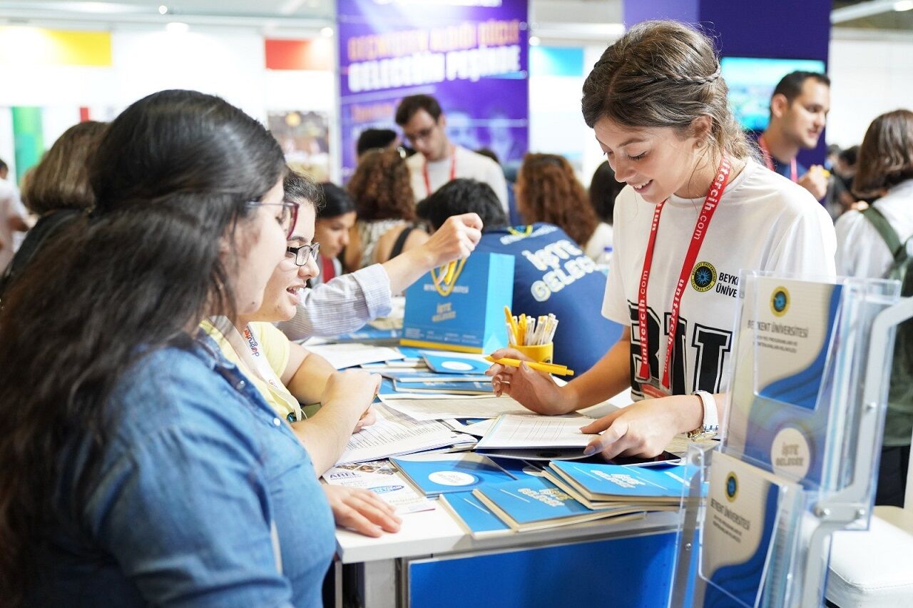 Gi̇btü Aday Öğrencileri Üniversite Tercih Fuarı’nda Bekliyor (4)
