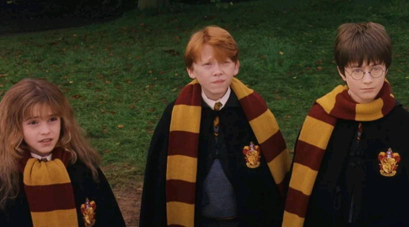 Harry Potter Dizisinden Ilk Kareler Geldi 2000'Li Yılların Büyüsü Yeniden Canlanıyor (4)