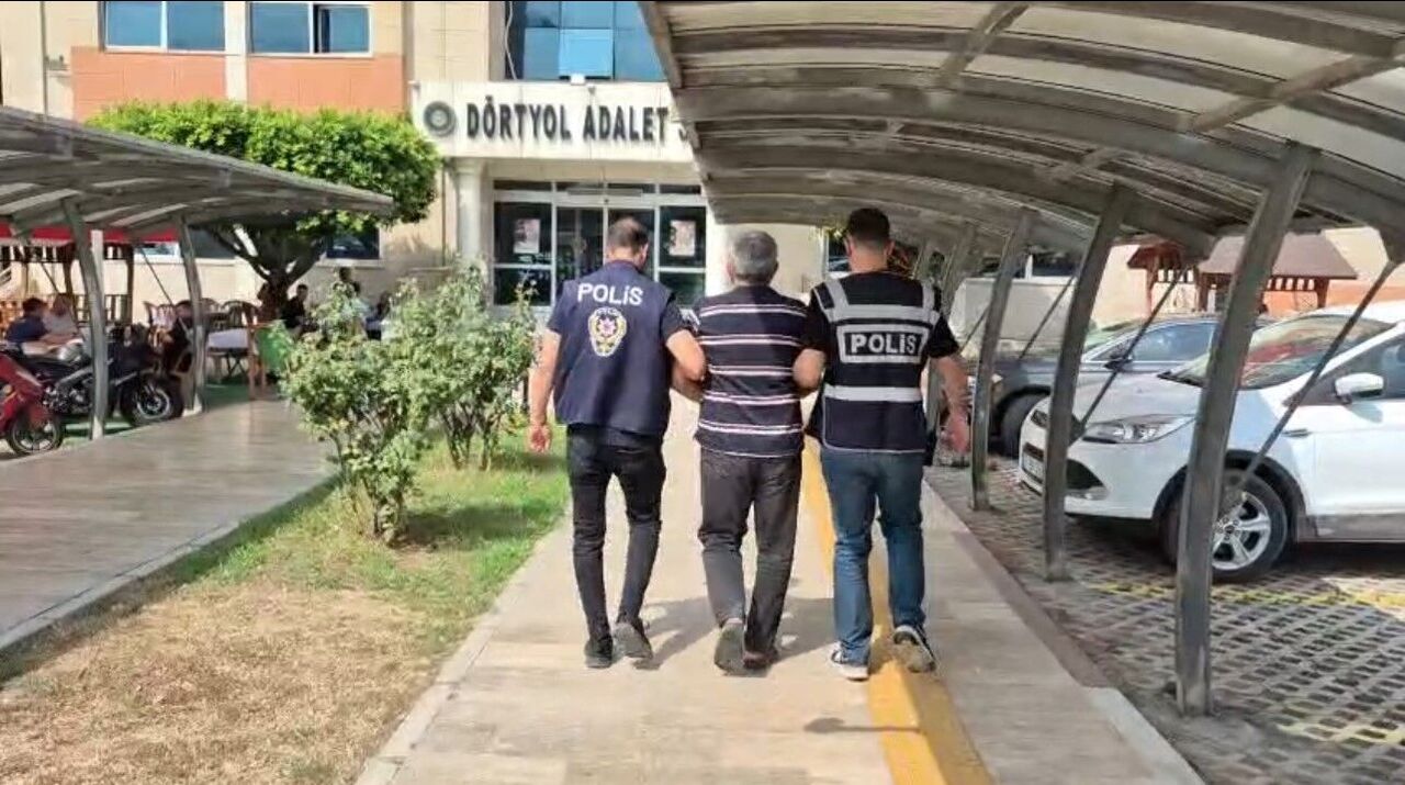 Hatay’da Aile Içi Kavga Ölümle Bitti Baba Oğlunu Bıçaklayarak Öldürdü (5)