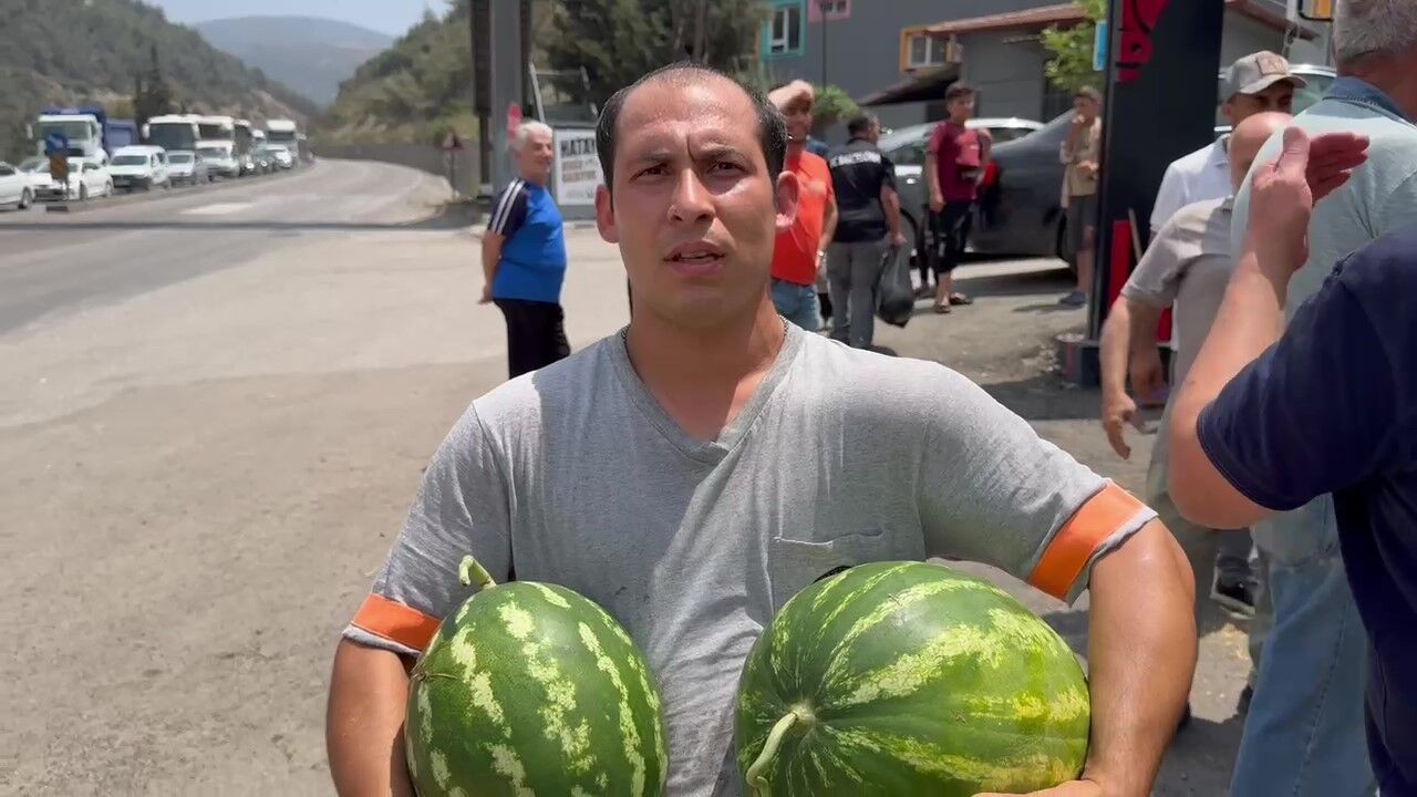 Hatay’da Karpuz Bereketi Ücretsiz Dağıtım Coşkus (5)